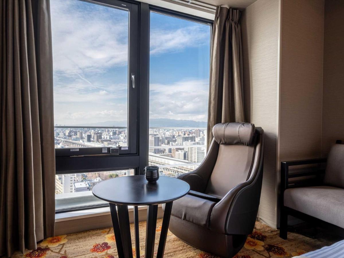 Hotel Wbf Shin-Osaka Skytower Exteriér fotografie